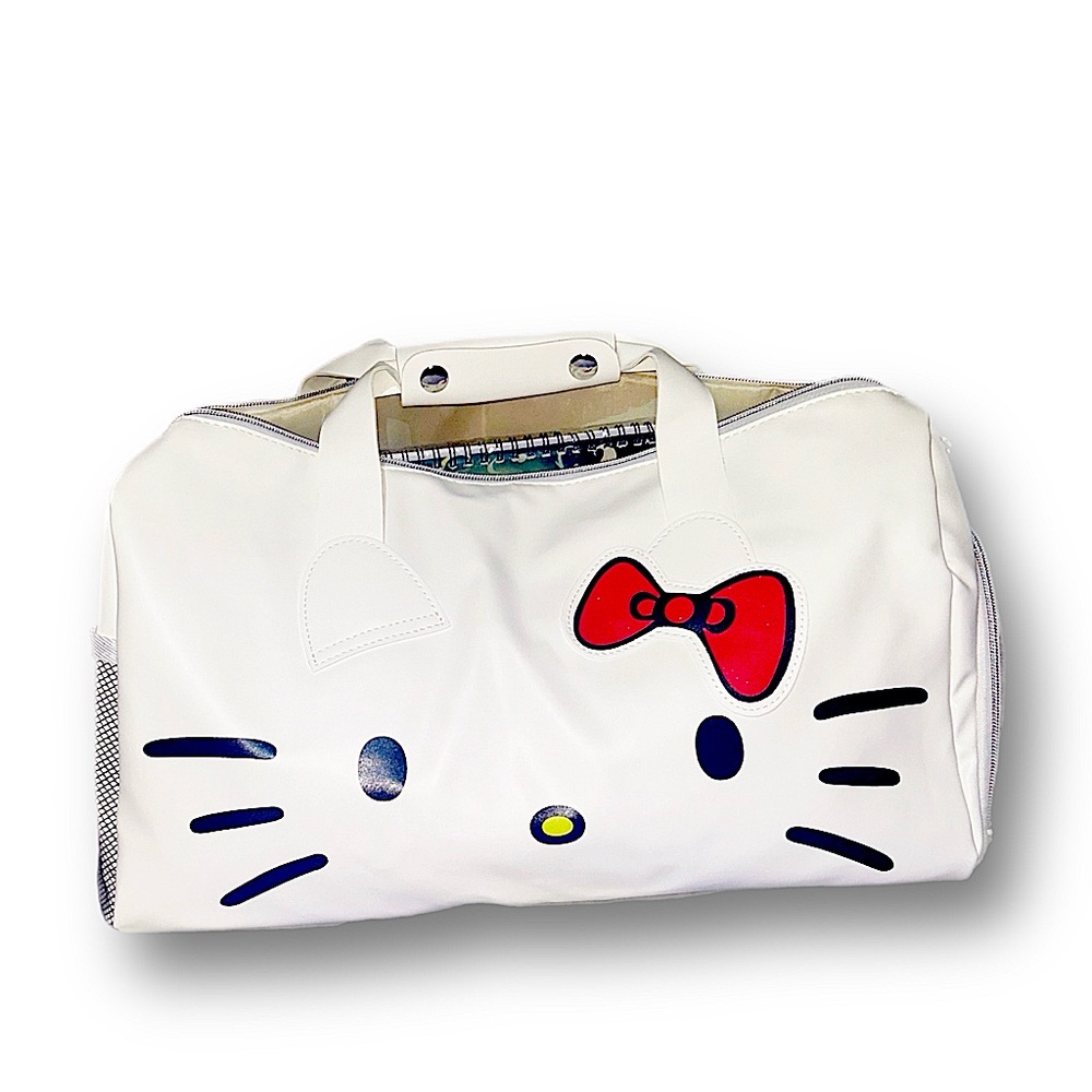 New Hello Kitty medium sized faux leather duffle bag